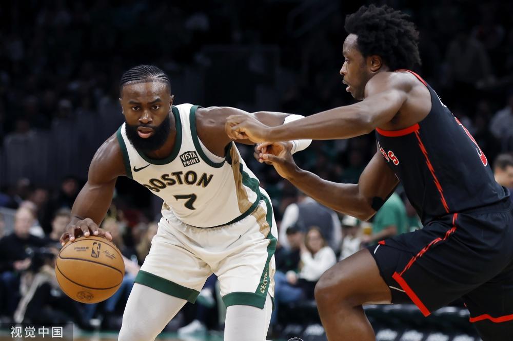 借其坚韧不 借其坚韧不